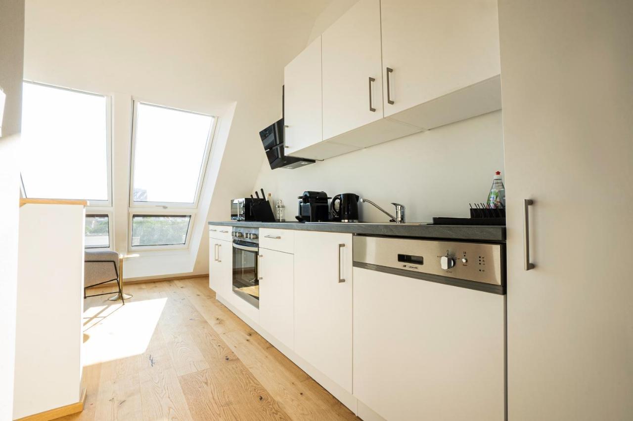Orestaliving - Penthouse With Designer Renovation Wenen Buitenkant foto